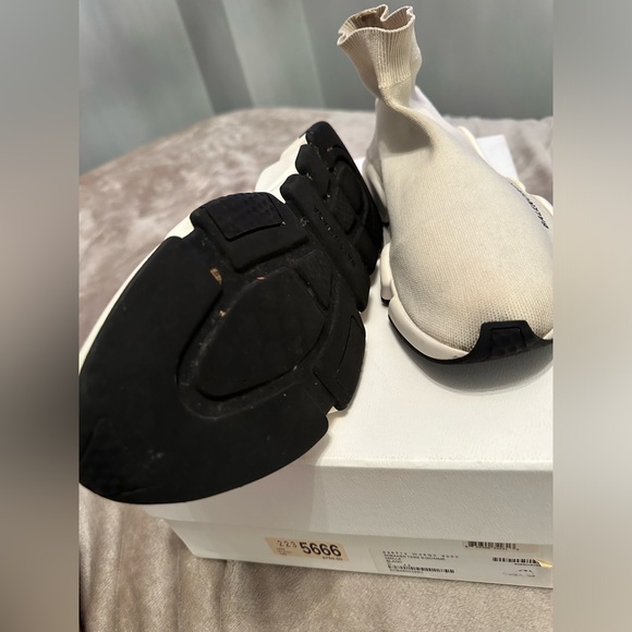 Balenciaga sock sneakers in white womens size 12 men’s size 10 - Picture 5 of 13